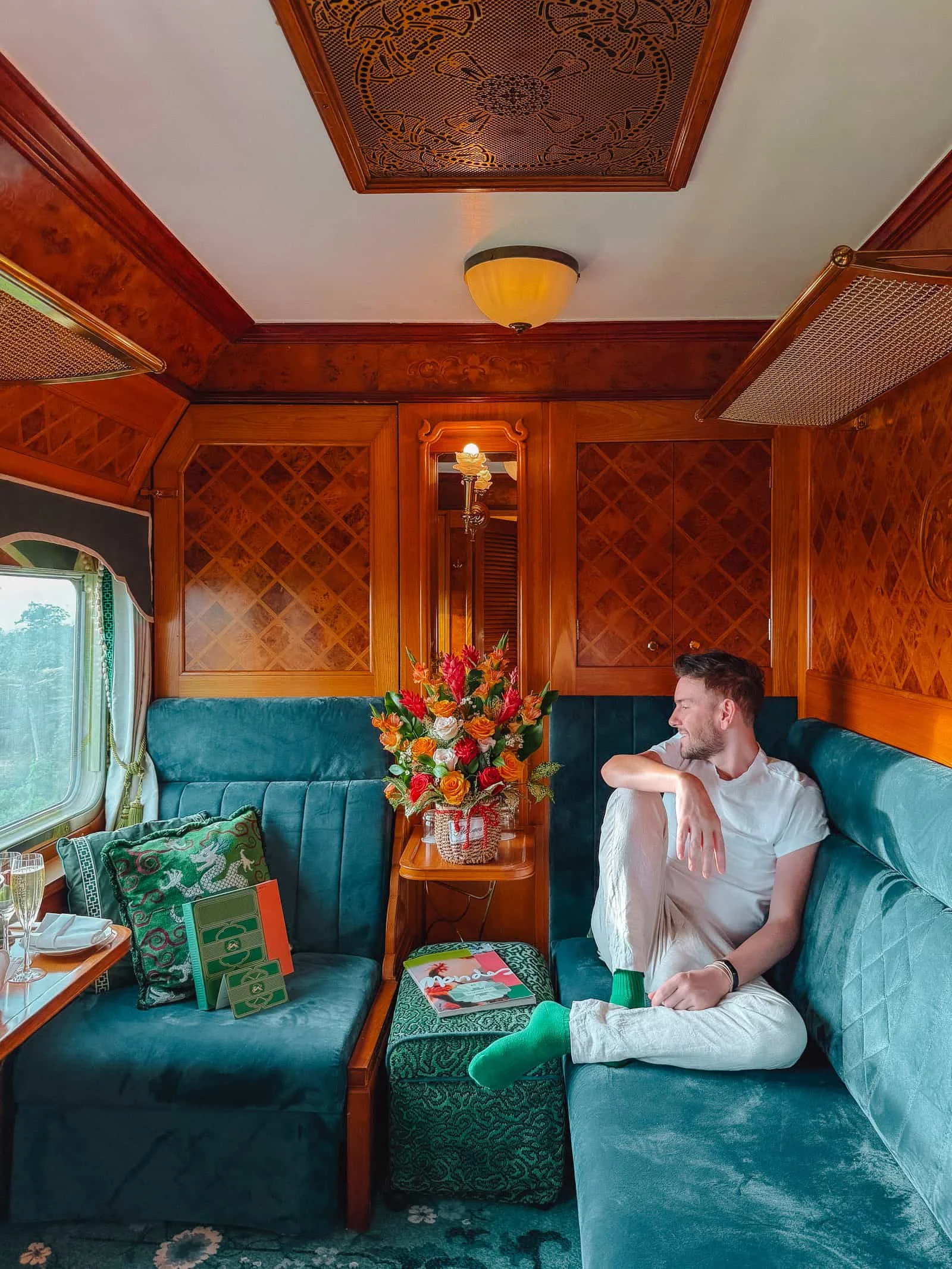 What it's like to take the Eastern And Oriental Express in Malaysia Stateroom