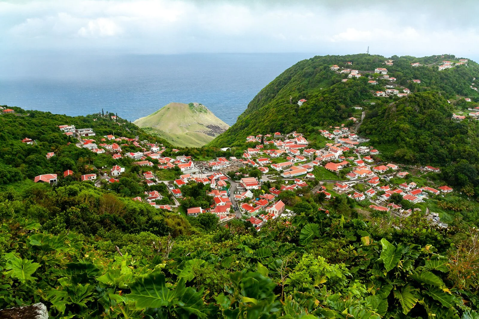 Discovering Saba: The Hidden Gem of the Caribbean's Natural Beauty