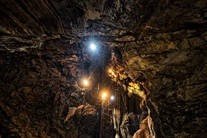 Exploring the Enigmatic Depths of Moaning Caverns in California